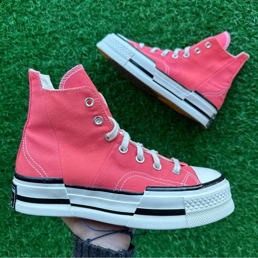 🎁Converse Chuck Taylor All Star Chuck 70 Plus Hi Watermelon Slush - Picture 1 of 8